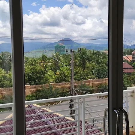 Monica Guesthouse กำปอต ภายนอก รูปภาพ