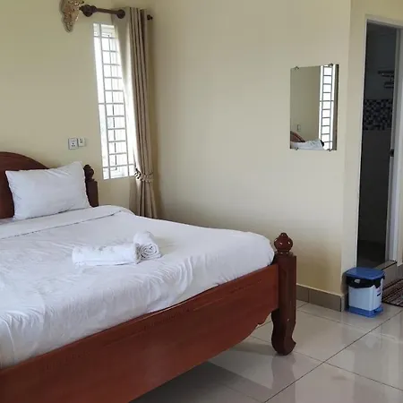 Monica Guesthouse กำปอต ภายนอก รูปภาพ