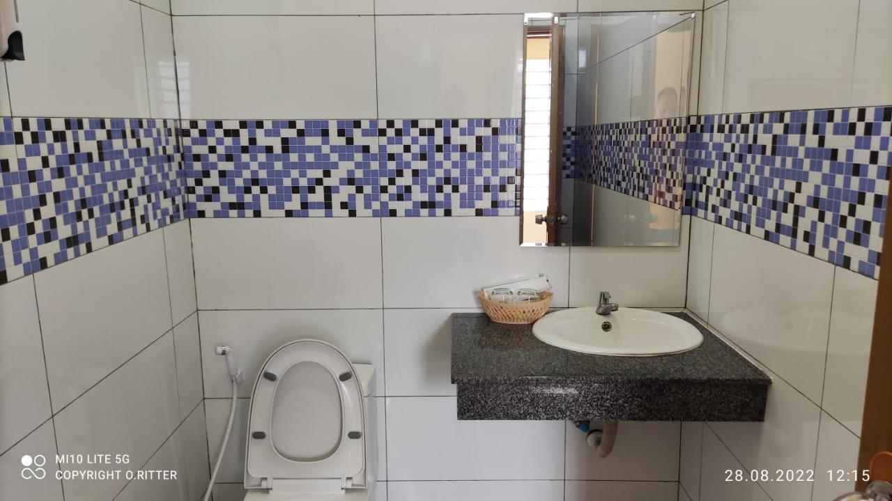 Monica Hotel Kampot
