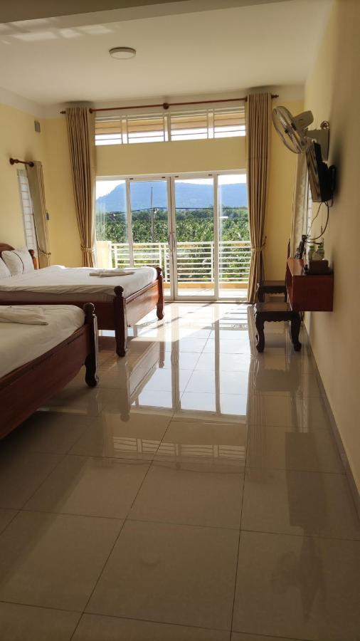 Hotel Monica